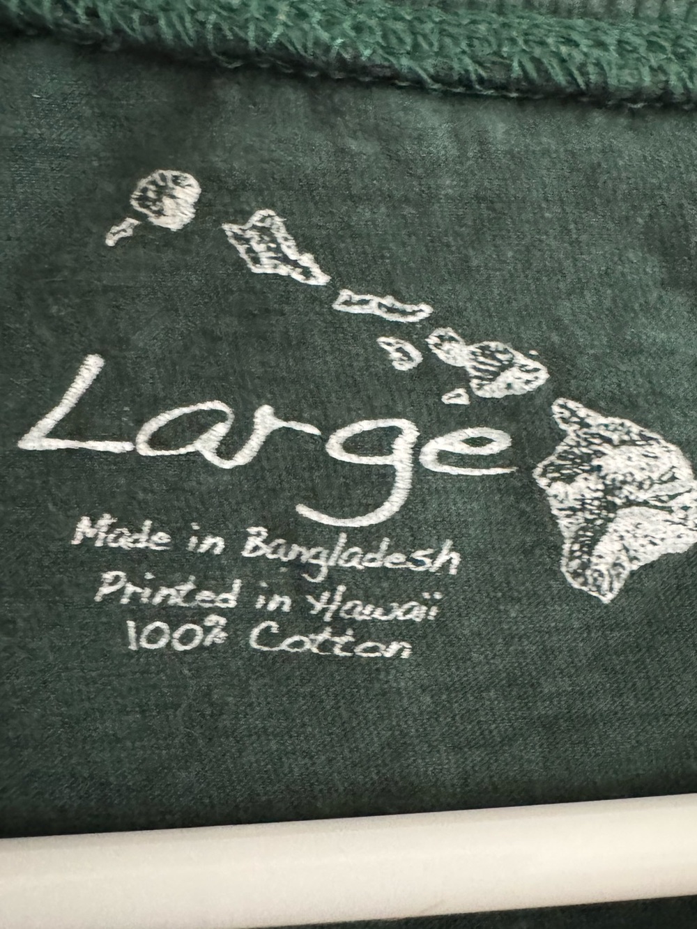Green Hawaii Logo V-Neck Tee. Size: Large - Picture 4 of 5